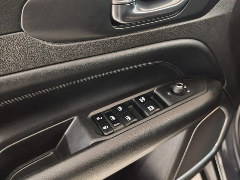 Jeep Compass 1.5 TG e-Hybrid Limited DCT completo