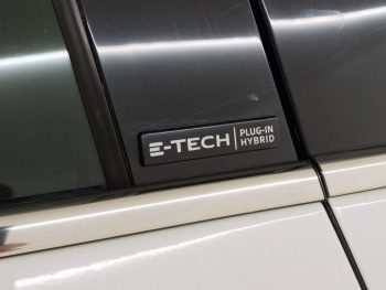Renault Mégane ST 1.6 E-Tech Plug-In Hybrid R.S. Line Aut. completo