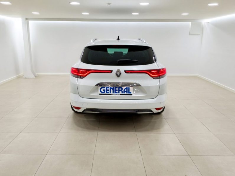 Renault Mégane ST 1.6 E-Tech Plug-In Hybrid R.S. Line Aut. completo