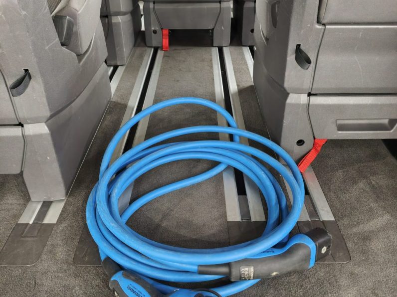 VW Multivan 1.4 TSI e-Hybrid Life DSG completo