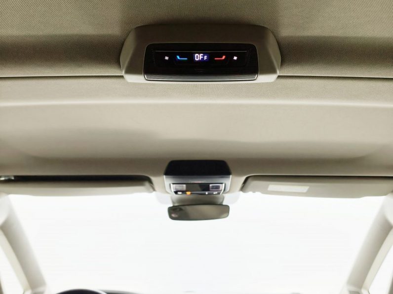 VW Multivan 1.4 TSI e-Hybrid Life DSG completo