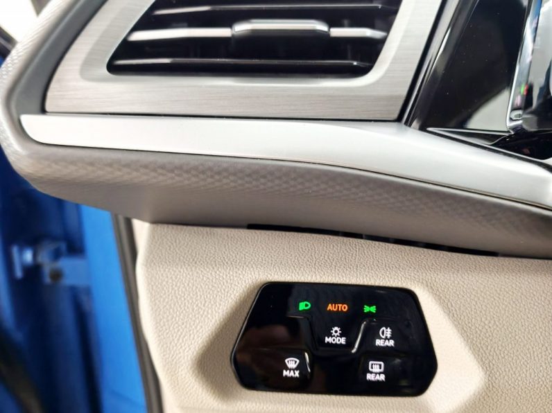 VW Multivan 1.4 TSI e-Hybrid Life DSG completo