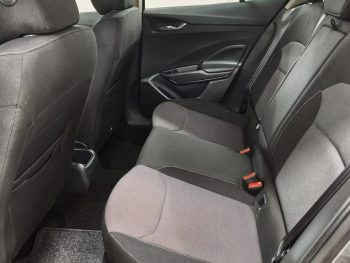 Skoda Fabia 1.0 TSI Ambition completo