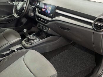 Skoda Fabia 1.0 TSI Ambition completo