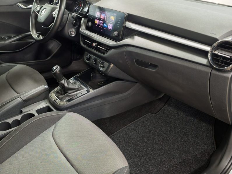Skoda Fabia 1.0 TSI Ambition completo
