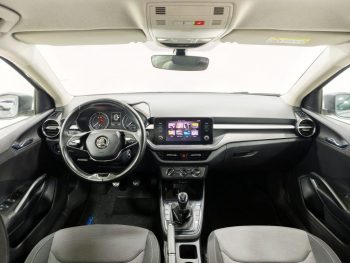Skoda Fabia 1.0 TSI Ambition completo
