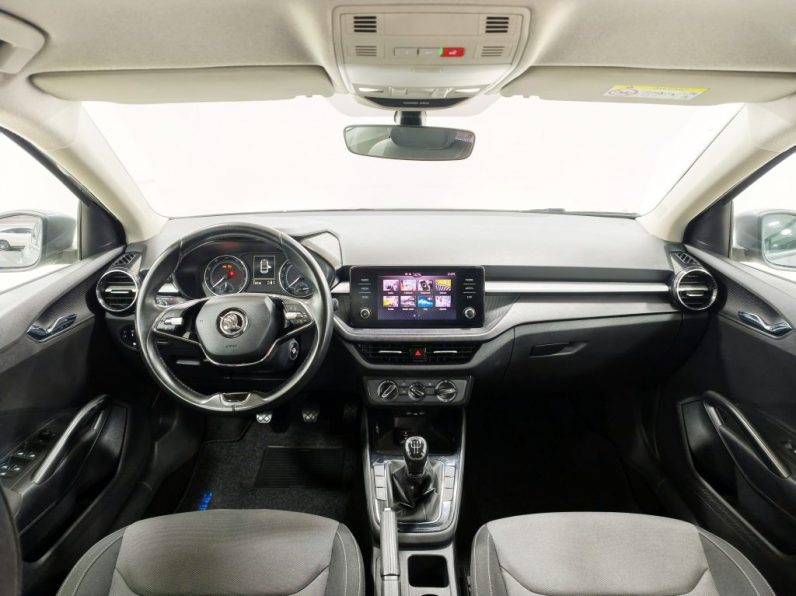 Skoda Fabia 1.0 TSI Ambition completo