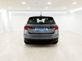 Skoda Fabia 1.0 TSI Ambition completo