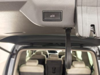VW Multivan 2.0 TDI Life DSG completo