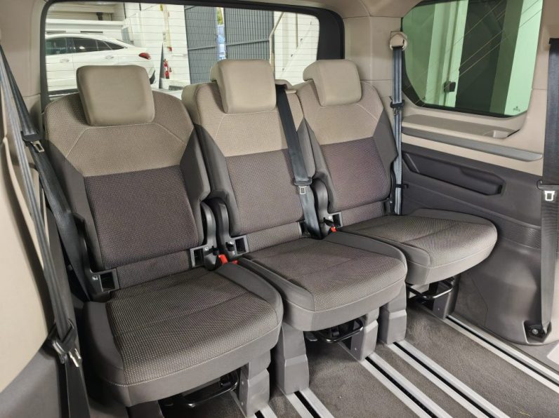 VW Multivan 2.0 TDI Life DSG completo