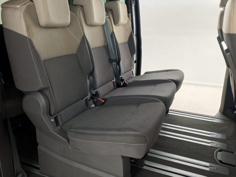 VW Multivan 2.0 TDI Life DSG completo
