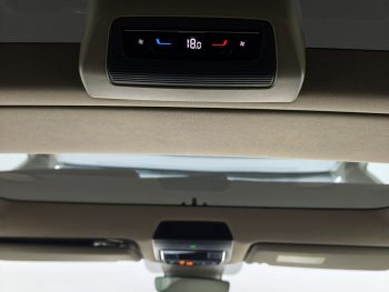 VW Multivan 2.0 TDI Life DSG completo