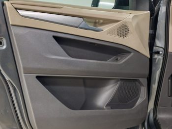 VW Multivan 2.0 TDI Life DSG completo