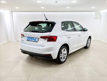 Skoda Fabia 1.0 TSI Ambition DSG completo