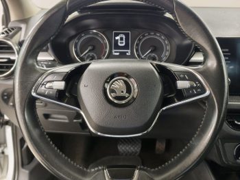 Skoda Fabia 1.0 TSI Ambition DSG completo