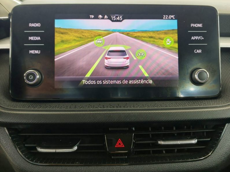 Skoda Fabia 1.0 TSI Ambition DSG completo